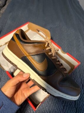 Nike Brown and Black Low-Top Sneakers with Tan Swoosh men’s 6/ women’s 7.5